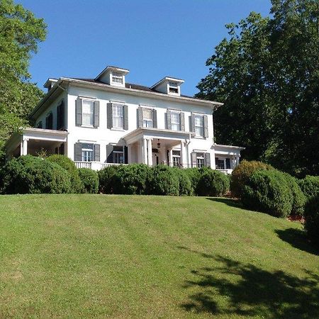 Springwood Inn Anniston Exteriér fotografie